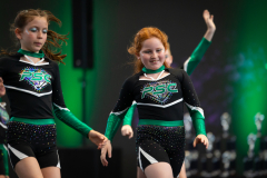 Auftritt Shining Emeralds