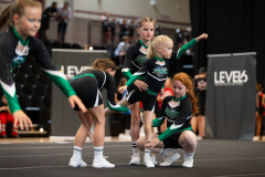 Auftritt Shining Emeralds