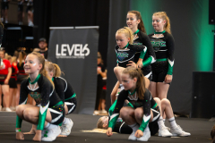 Auftritt Shining Emeralds